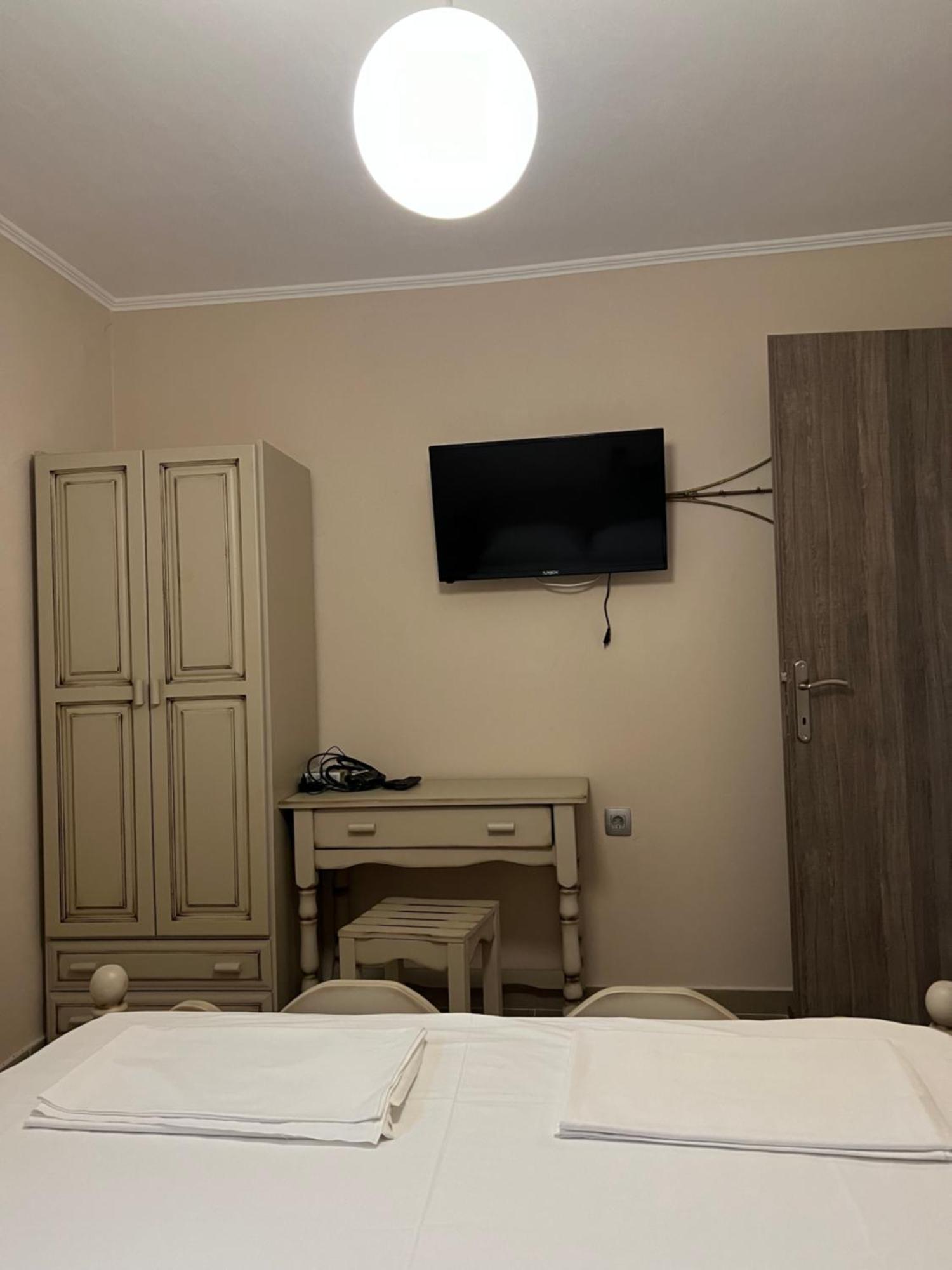 Alex Bar Apartments Sarakiniko بارغا المظهر الخارجي الصورة